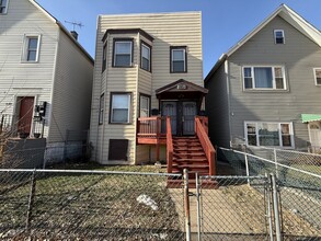 Building Photo - 9738 S Ave L