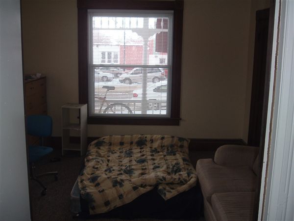 Building Photo - 543 S 4th Ave