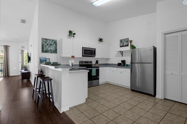 Kitchen - 8840 Grand Palms Cir
