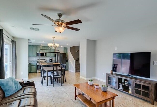 Foto del edificio - 7253 Early Pioneer Ave