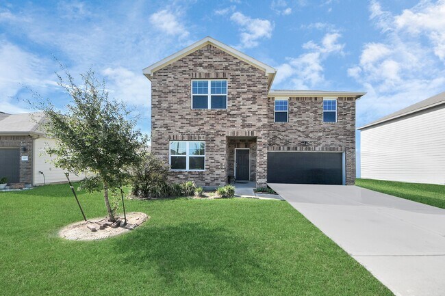 Building Photo - 4830 Highland Spgs Dr