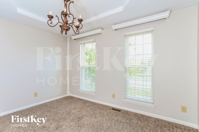 Foto del edificio - 634 Ellen Dr