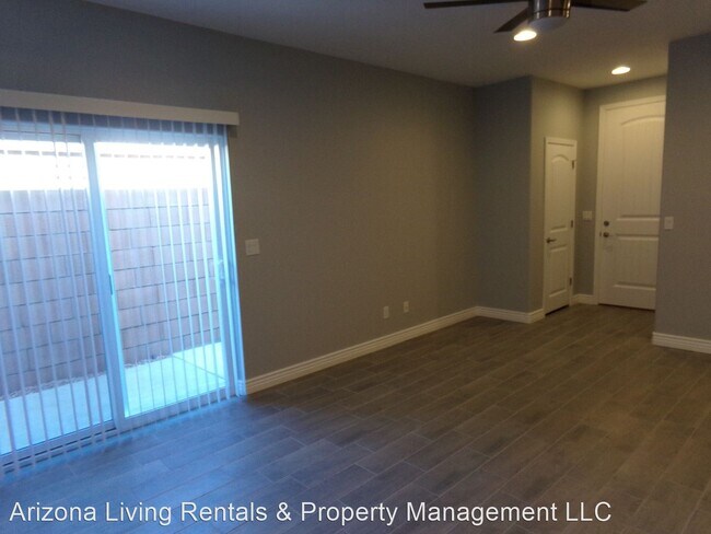 Building Photo - 3 br, 2 bath House - 723 Pala Mesa