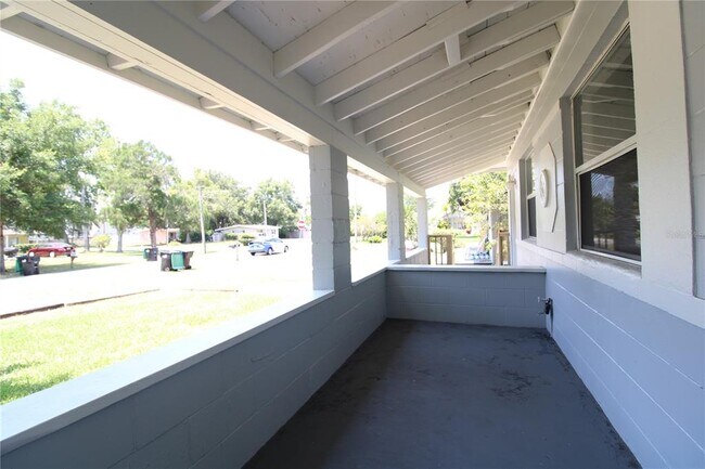 Building Photo - 1021 Dowd Ave