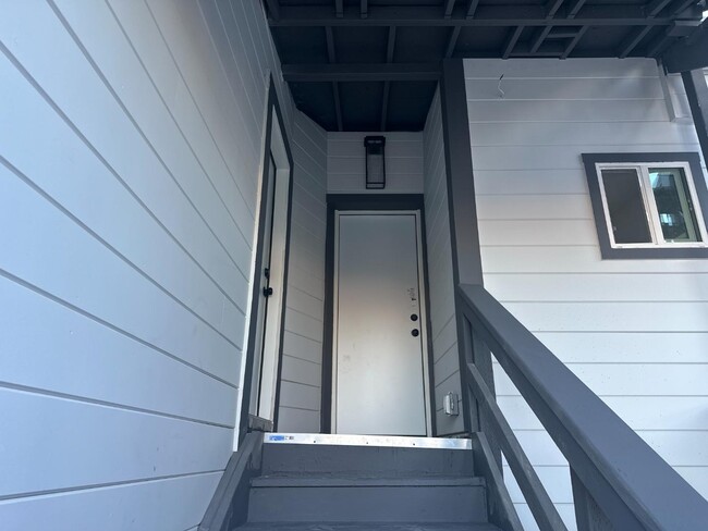 Photo - 3238 Adeline St Apartment