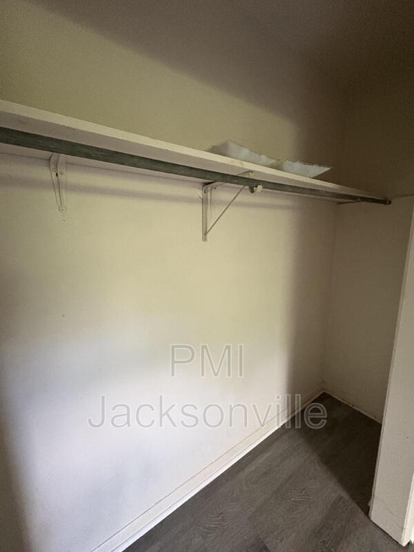 Building Photo - 5216 Seaboard Ave