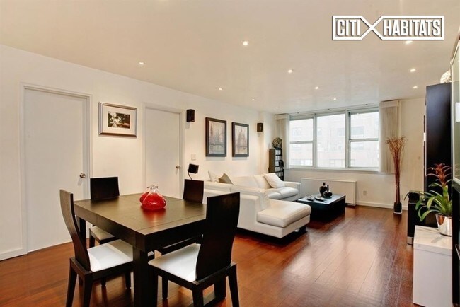 Foto del edificio - BLAIR HOUSE