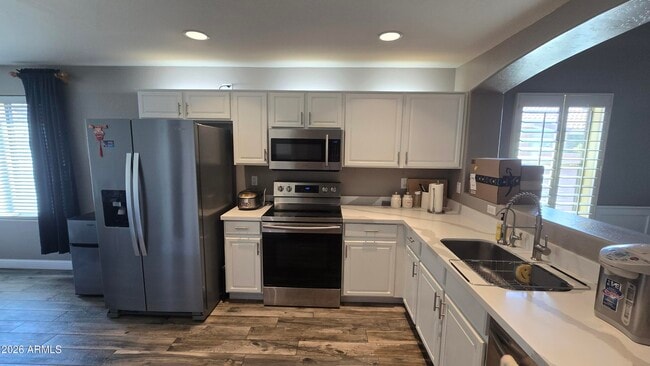 Foto del edificio - 3423 E Crescent Way