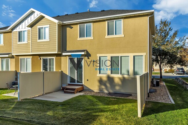 Building Photo - 3764 N Prairie Grass Dr