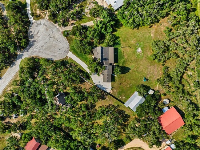 Building Photo - 8904 Butler Cir