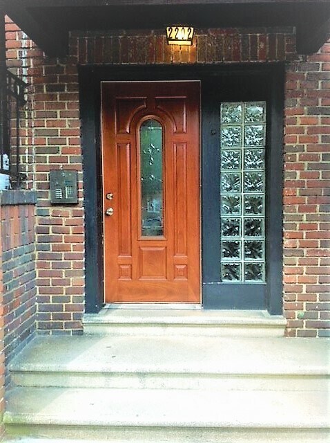 Building Photo - Charming 2 Bedroom/1 Bathroom Apartment in Reservoir Hill, MD!