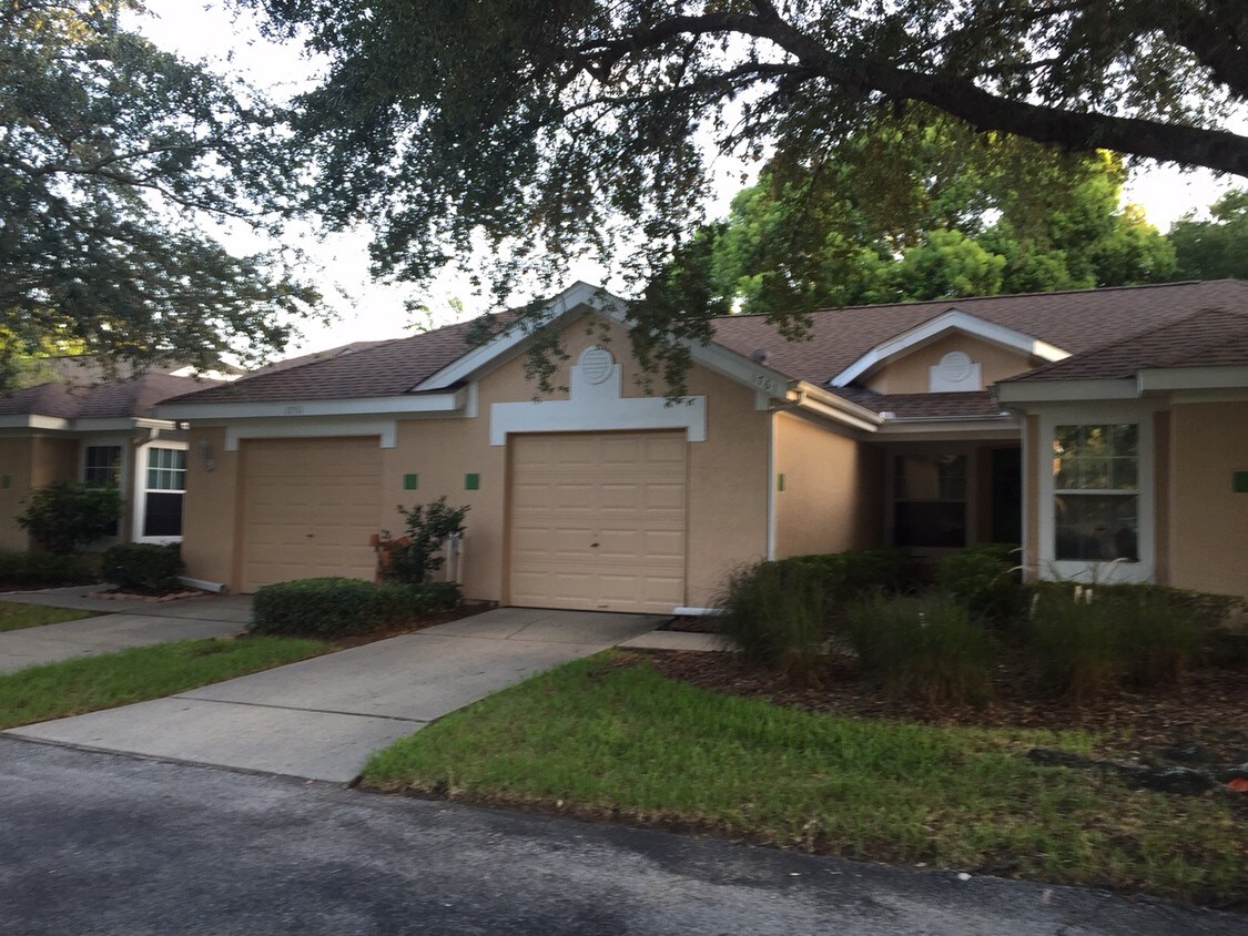1761 Country Club Blvd, Mount Dora, FL 32757 House Rental in Mount