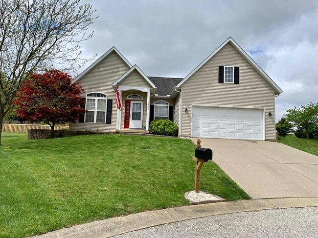 Building Photo - 1209 W. Aspen Ct.