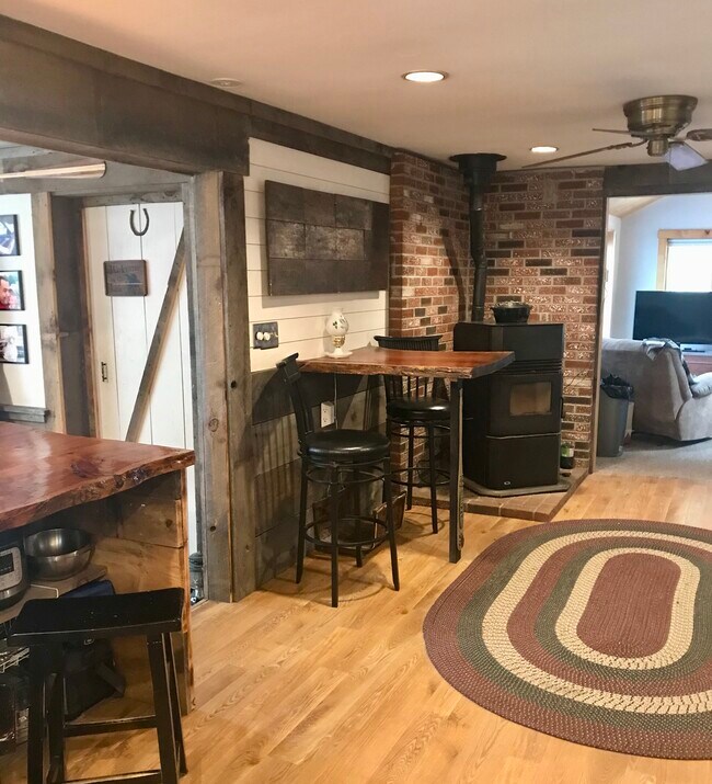 420 Mica Point Rd, Barrington, NH 03825 House Rental in Barrington