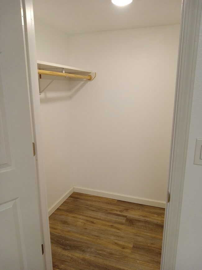 closet - 2607 Elm Drive Rd