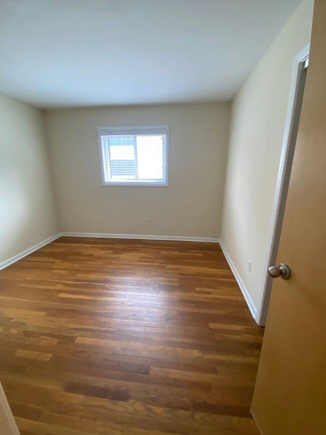 Interior Photo - Broad Ripple Flats