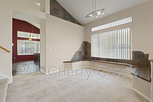 Foto del edificio - 20410 E Bellewood Pl