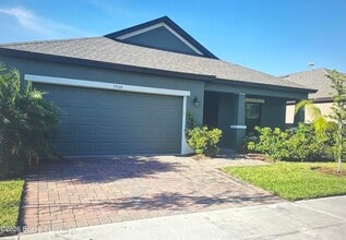 Building Photo - 3960 Harvest Cir