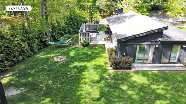 Foto del edificio - 274 Little Fresh Pond Rd