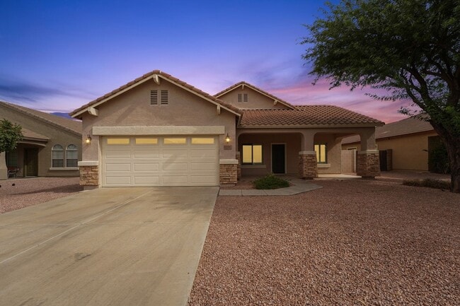 Building Photo - 1268 E Birdland Dr