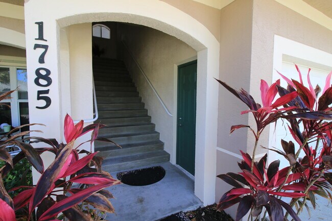 Foto del edificio - 1785 Lakefront Blvd