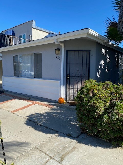 Front of Property - 320 13th St