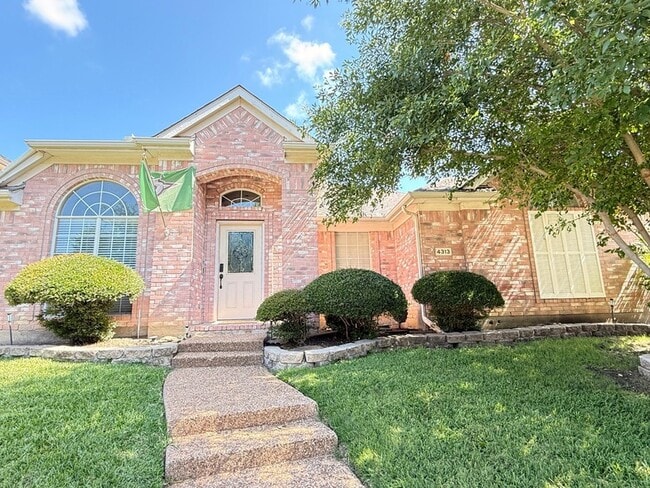 Photo - 4313 Creekstone Dr House
