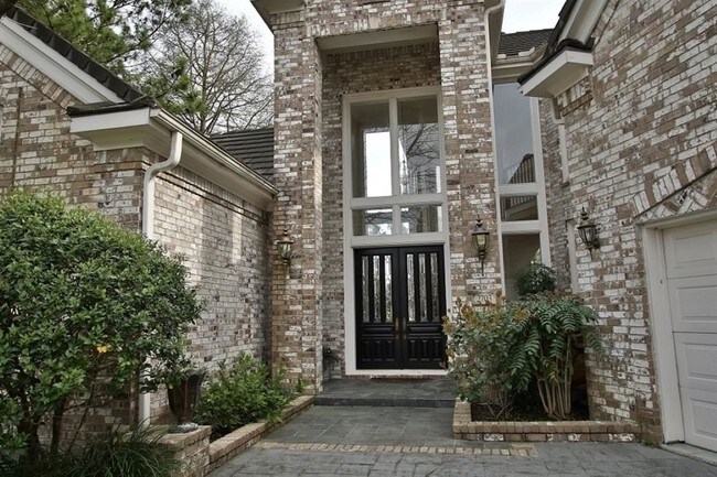 Foto del edificio - 2703 S Southern Oaks Dr