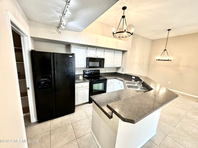 Foto del edificio - 440 Timberwalk Ct
