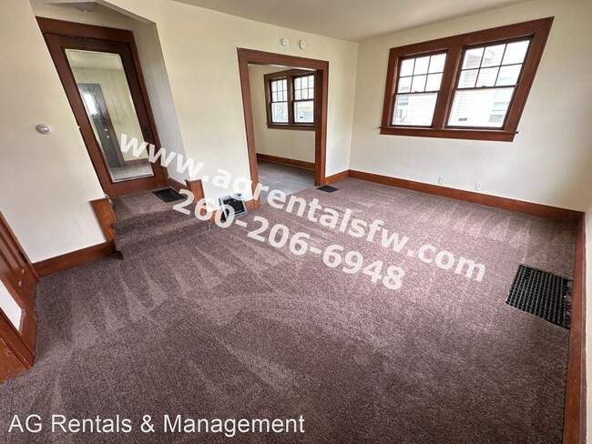 Foto del edificio - 3 br, 1 bath House - 816 Woodview Blvd