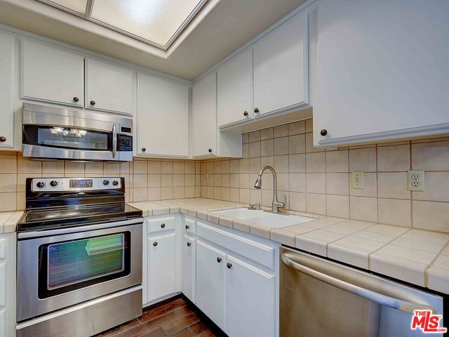 Foto del edificio - 4230 Colfax Ave