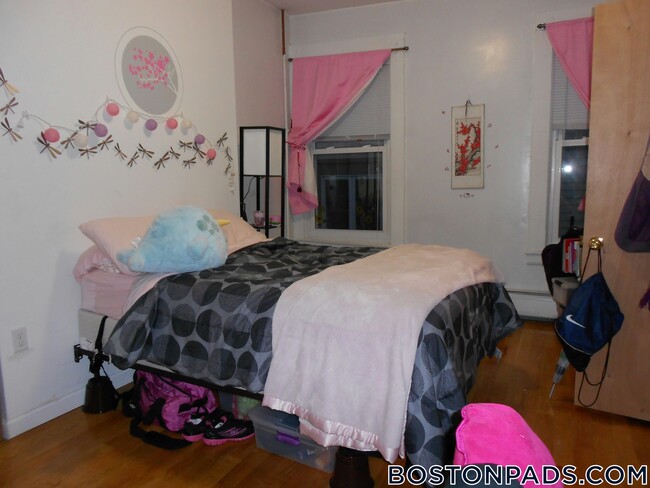 Foto del edificio - 35 Brookline St