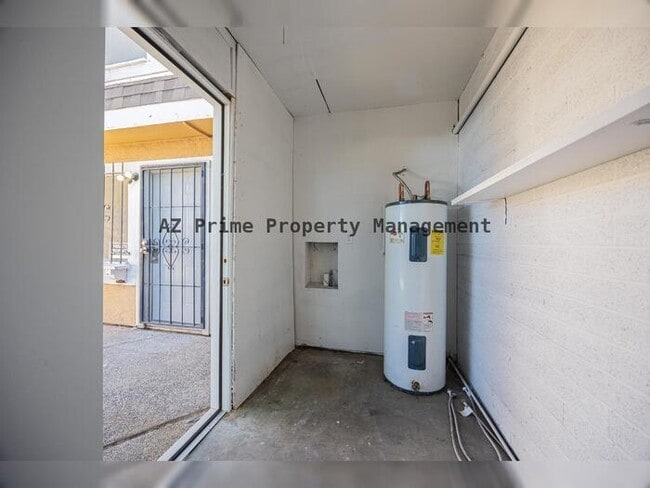 Foto del edificio - 8445 N 34th Ave