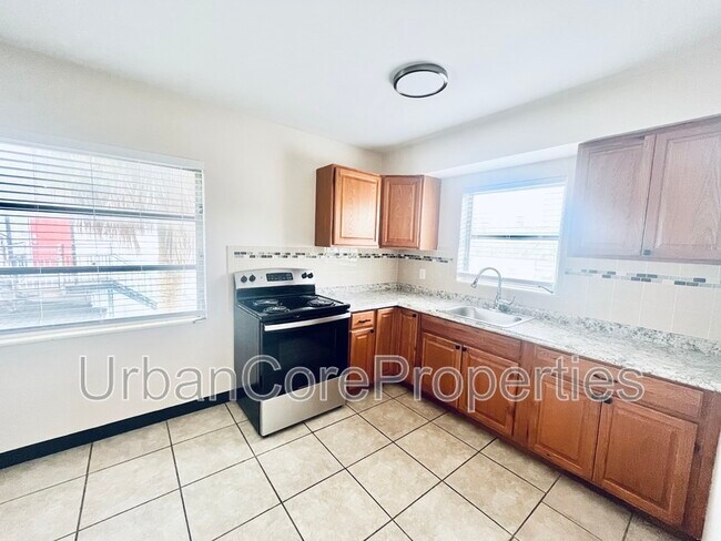 Foto del edificio - 105 7th Ave N
