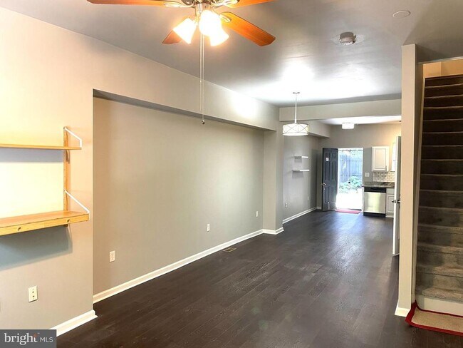 Building Photo - 1455 N 30th St