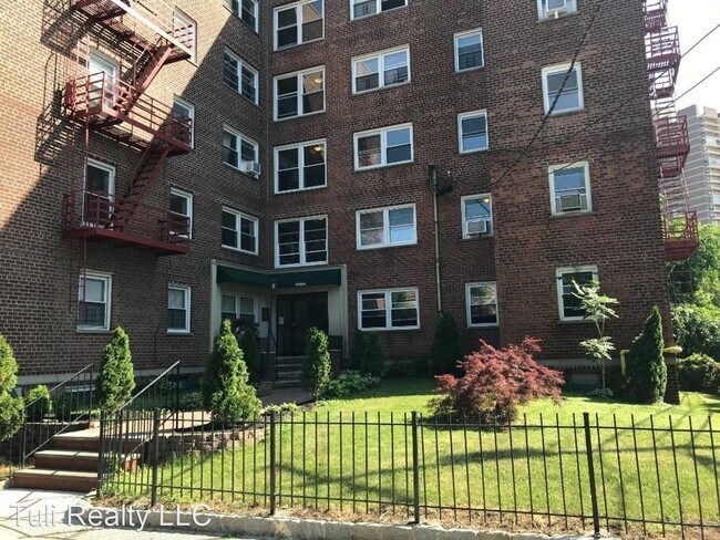 Foto del edificio - 1-9 62nd St