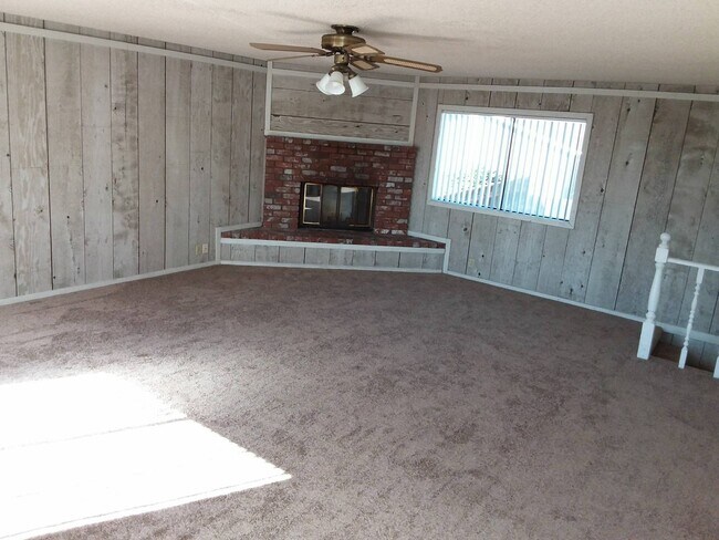 Building Photo - 114 Holly Way Pismo Beach