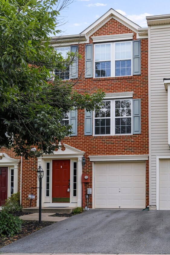 1355 Mare St, Ranson, WV 25438 Townhome Rentals in Ranson WV