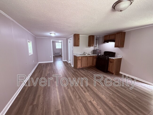 Photo - 504 Philwood Cove House