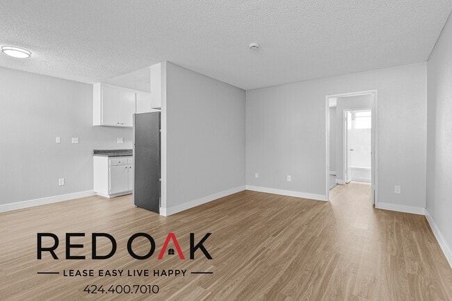 Foto del edificio - 13325 Heacock St