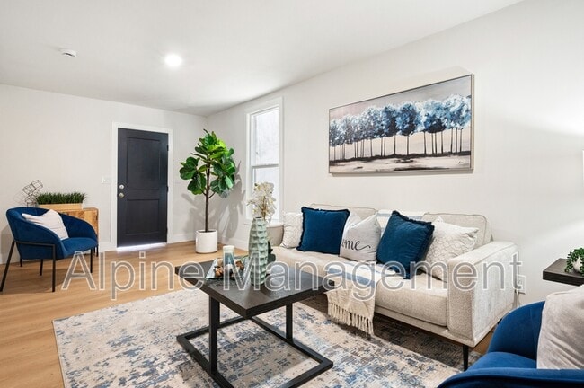 Photo - 830 47th St Apartment