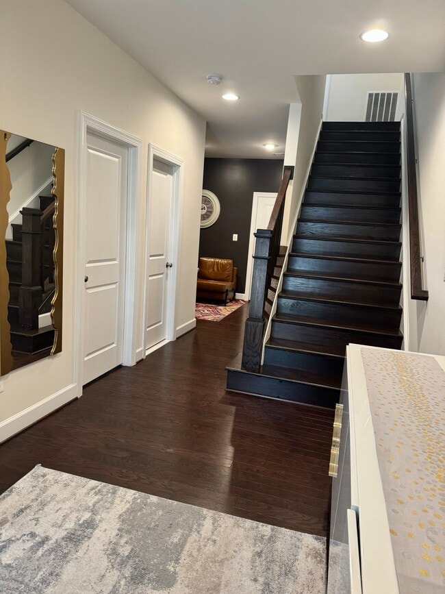 Building Photo - 23023 Sullivans Cove Sq