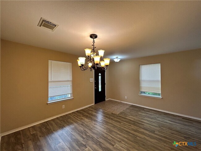 Foto del edificio - 381 Copper Path Dr