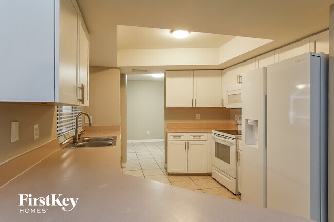 Foto del edificio - 1108 SW 22nd Terrace