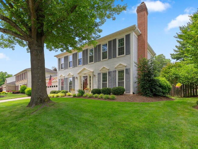 Building Photo - Your Dream Home Awaits!