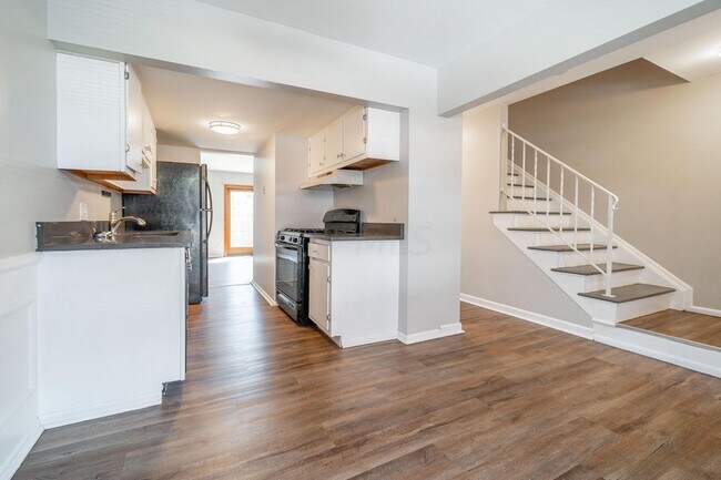 Foto del edificio - 106 Tarryton Ct E