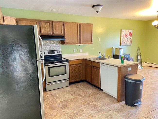 Foto del edificio - 38 Edmunds Ln