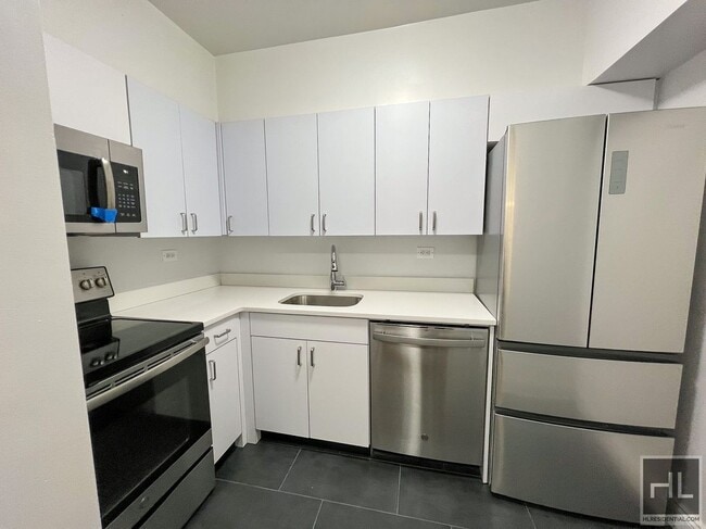 Building Photo - EAST 69 STREET