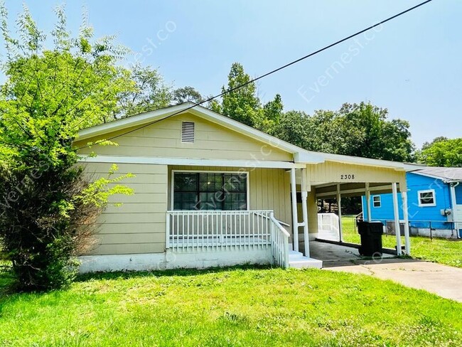 Building Photo - 2308 Nimitz St