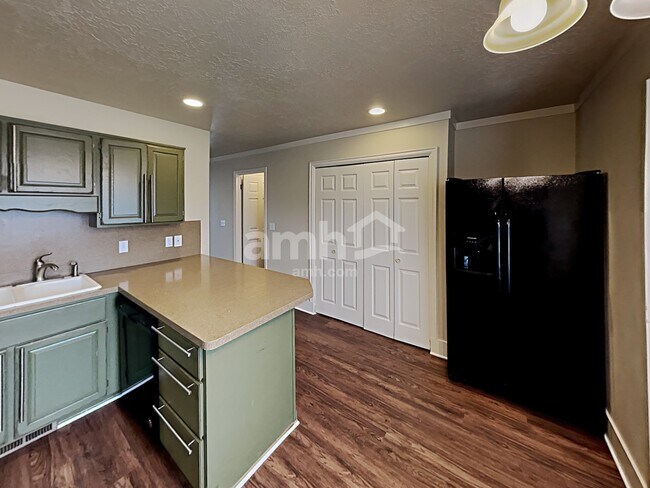 Foto del edificio - 2792 Brady Way